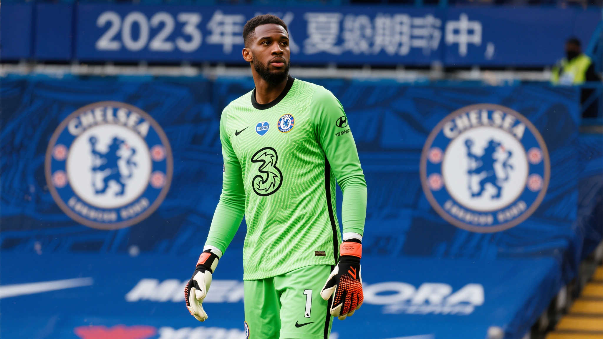 今夏切尔西门将引援计划收缩,迈尼昂无缘蓝军名单 今夏切尔西门将引援计划收缩,迈尼昂无缘蓝军名单